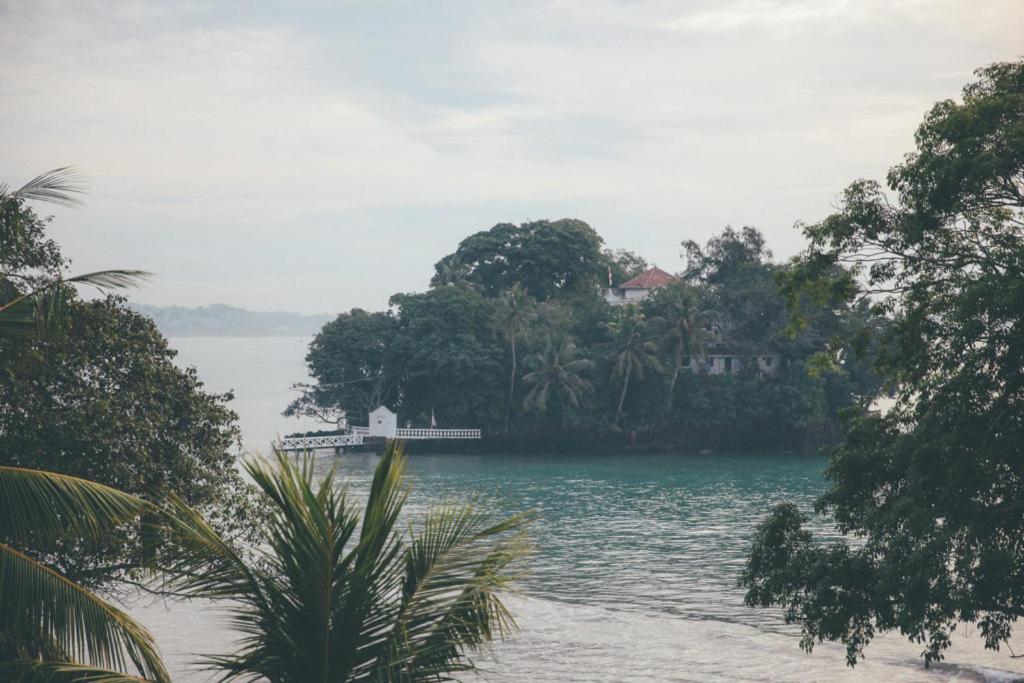 Ceylon Sliders Hotel เวลิกามา ภายนอก รูปภาพ