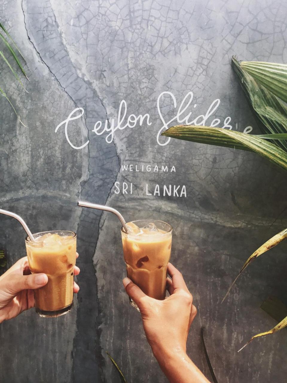 Ceylon Sliders Hotel เวลิกามา ภายนอก รูปภาพ